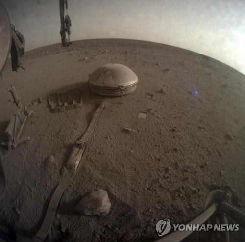 인사이트호가 NASA에 전송한 마지막 이미지 /NASA