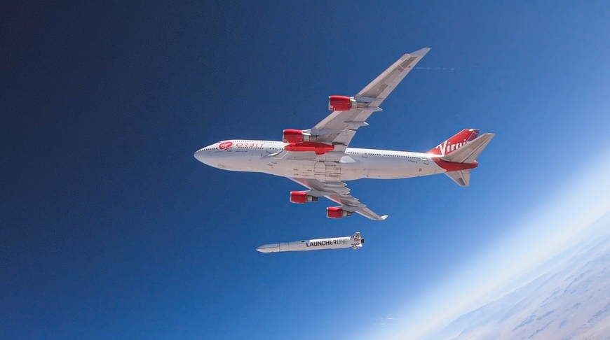 버진 오빗의 로켓 런처원이 지상 10㎞ 상공에서 B747-400 ‘코스믹 걸’에서 분리되는 장면. /버진 오빗