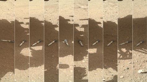 화성 탐사 로버 퍼시비어런스가 예비용으로 화성 표면에 모아놓은 샘플 튜브들. /NASA