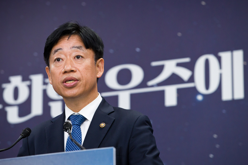 누리호 3차 발사시각' 브리핑하는 오태석 1차관 /연합뉴스