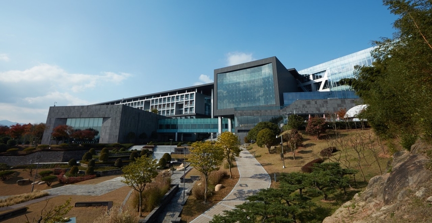 한국우주과학회 가을학술대회가 열리는 '인재니움 사천'의 전경. 