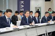 "우주산업 지원 아끼지 않겠다"<br>우주청, 이번엔 위성기업 간담회