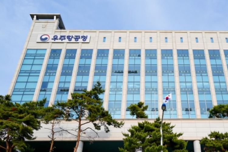 우주청 "누리호 추가 발사, 전문가 의견 수렴, 신중 검토 중"